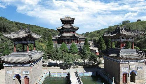 A scenic view of Huludao Shengshuisi