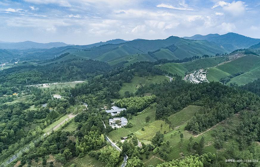 A scenic view of Huzhou Anji Gucheng Yizhi Longshan Yueguo Guizu Muqun