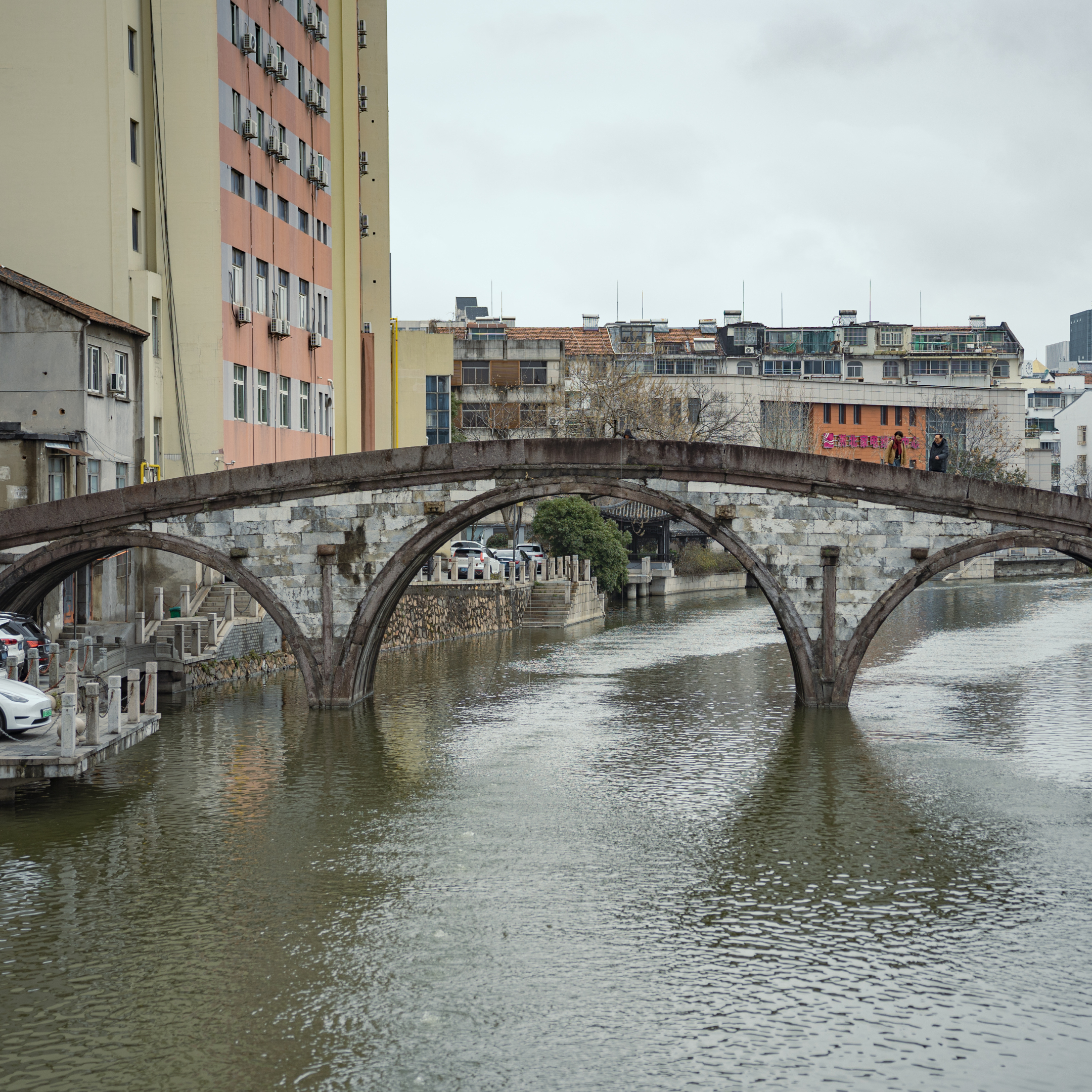 A scenic view of Huzhou Chaoyinqiao