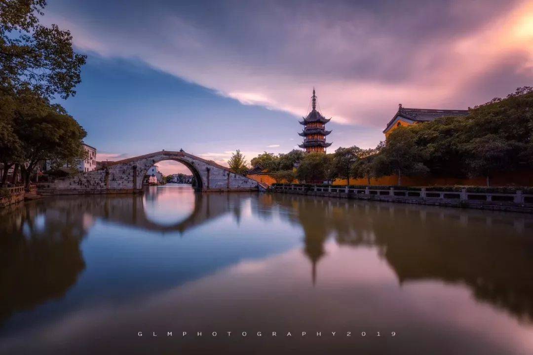 A scenic view of Huzhou Chaoyinqiao
