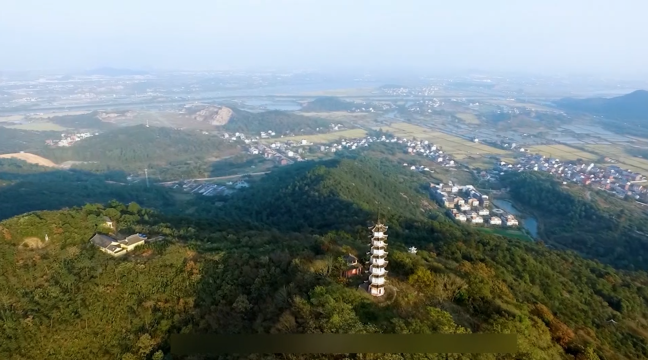 A scenic view of Huzhou Daochangshan Qinian Tiji