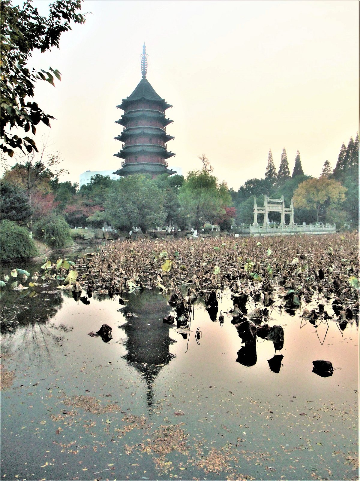 A scenic view of Huzhou Feiyingta