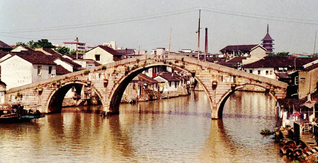 A scenic view of Huzhou Pangongqiao Ji Panxiao Mu
