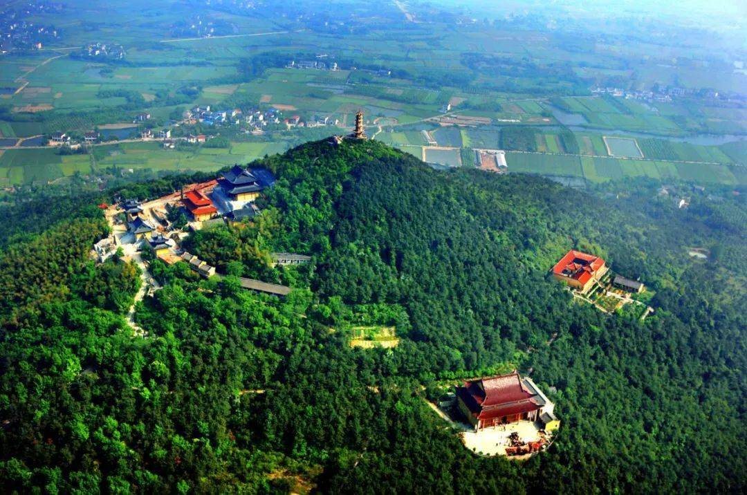 A scenic view of Huzhou Pishan Yizhi