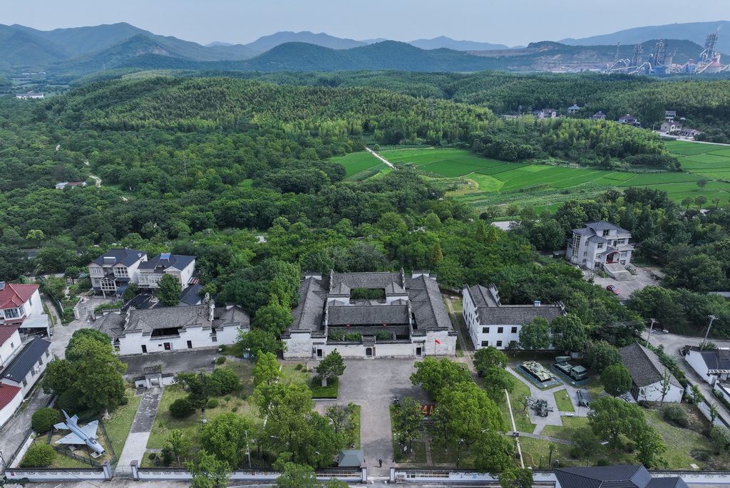 A scenic view of Huzhou Xinsijun Suzhe Junqu Jiuzhi