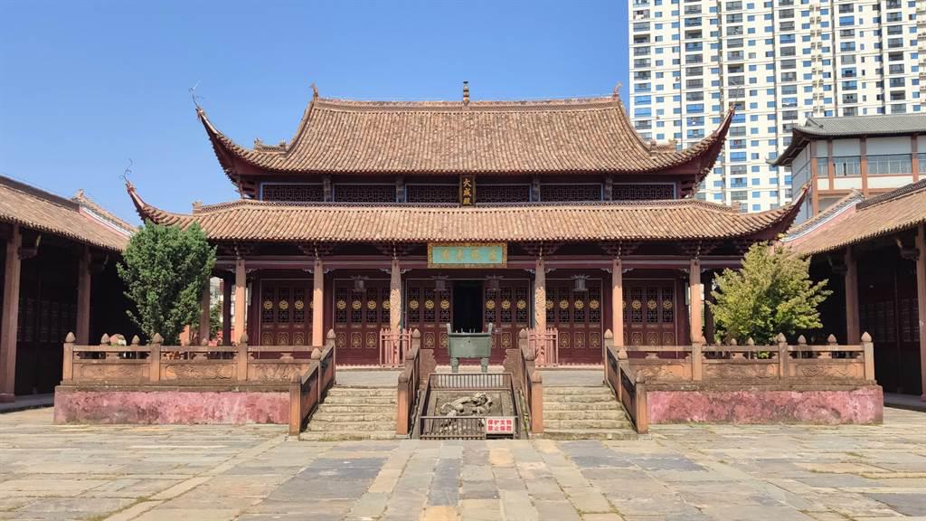 A scenic view of Jian Anfu Kongmiao