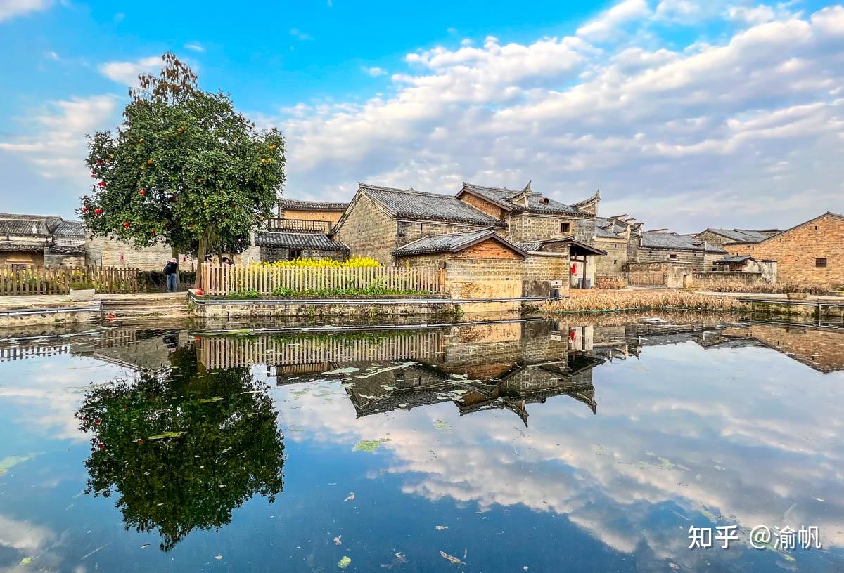 A scenic view of Jian Erqi Beitou Huiyi Jiuzhi