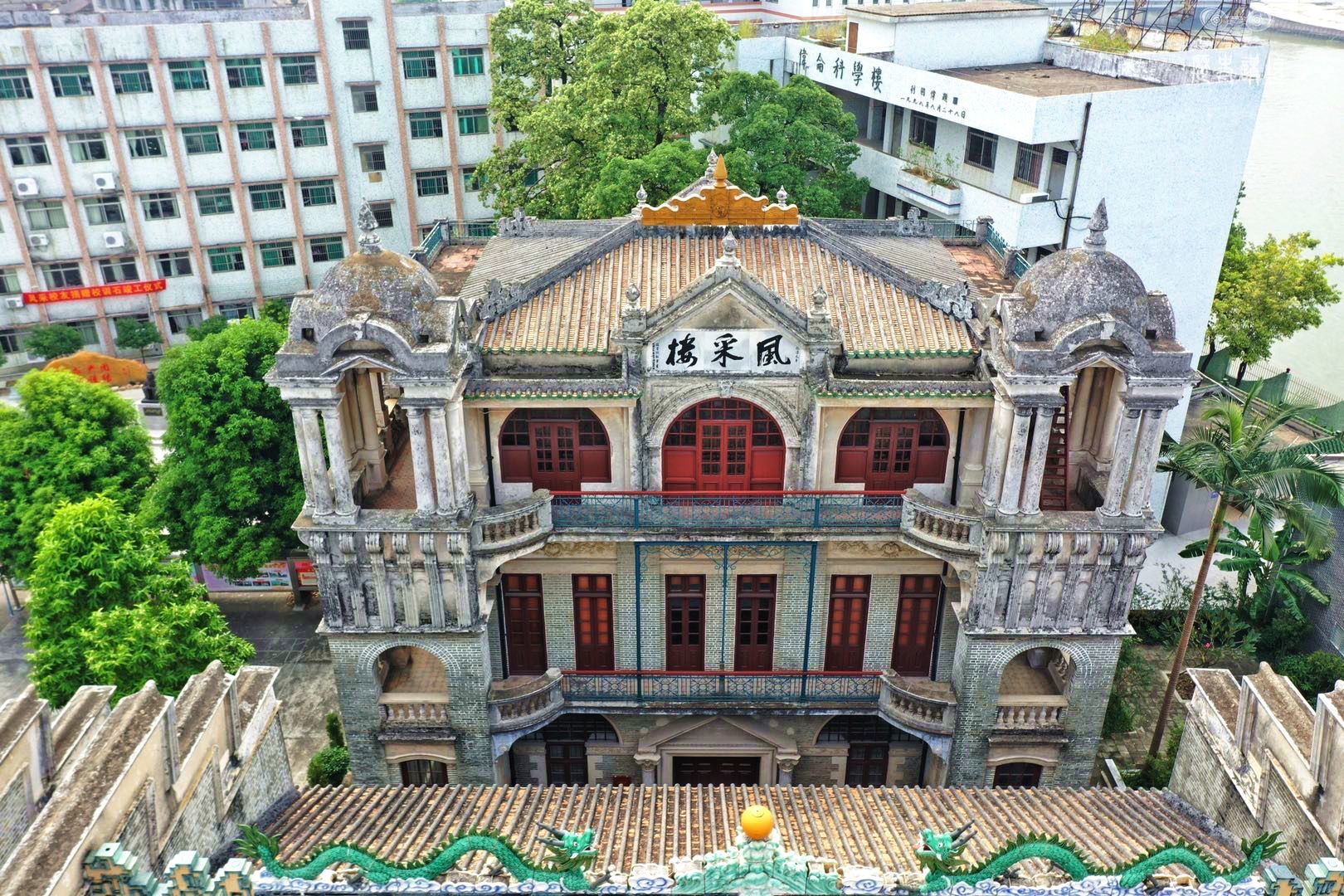 A scenic view of Jiangmen Kaiping Fengcaitang