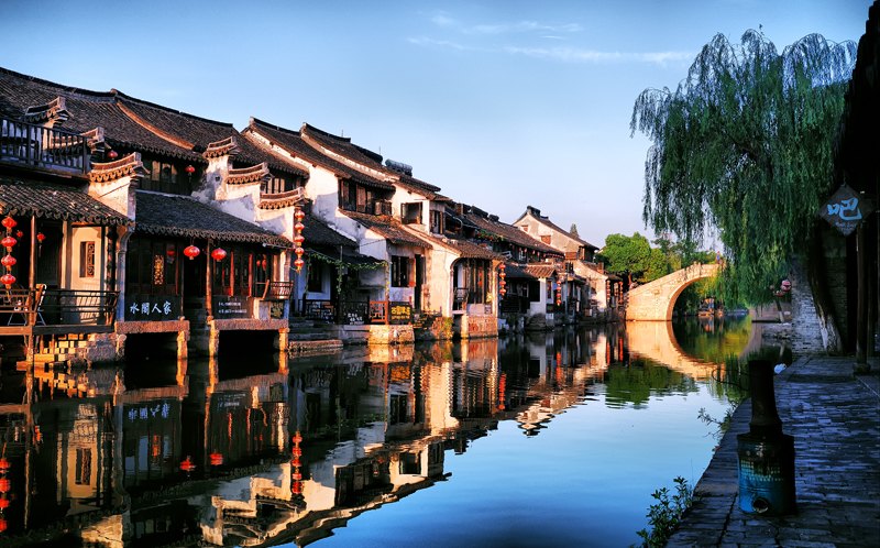 A scenic view of Jiaxing Wangdian Liangcangqun