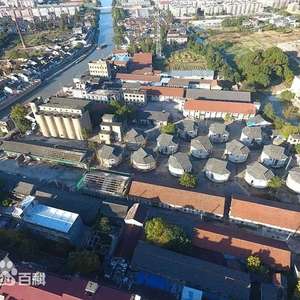 A scenic view of Jiaxing Wangdian Liangcangqun