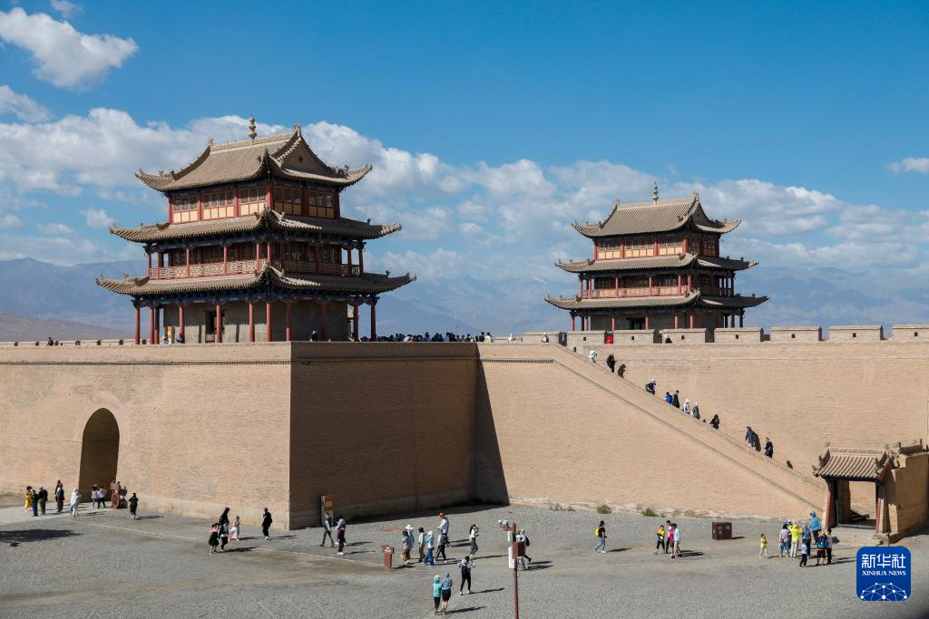 A scenic view of Jiayuguan Wanlichangcheng Jiayuguan