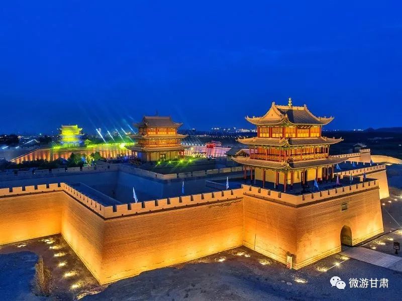 A scenic view of Jiayuguan Wanlichangcheng Jiayuguan