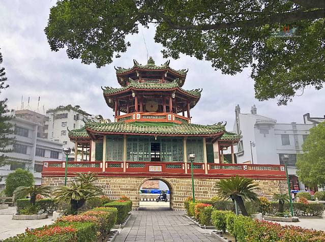 A scenic view of Jieyang Gurong Wumiao