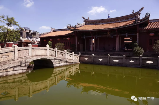 A scenic view of Jieyang Xuegong