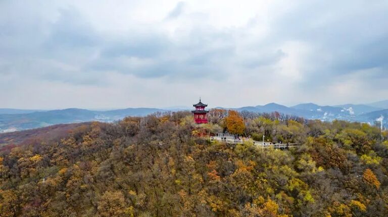 Jilin Longtanshan Shancheng: Discover the Hidden Gems of Jilin’s Scenic Mountain Retreat