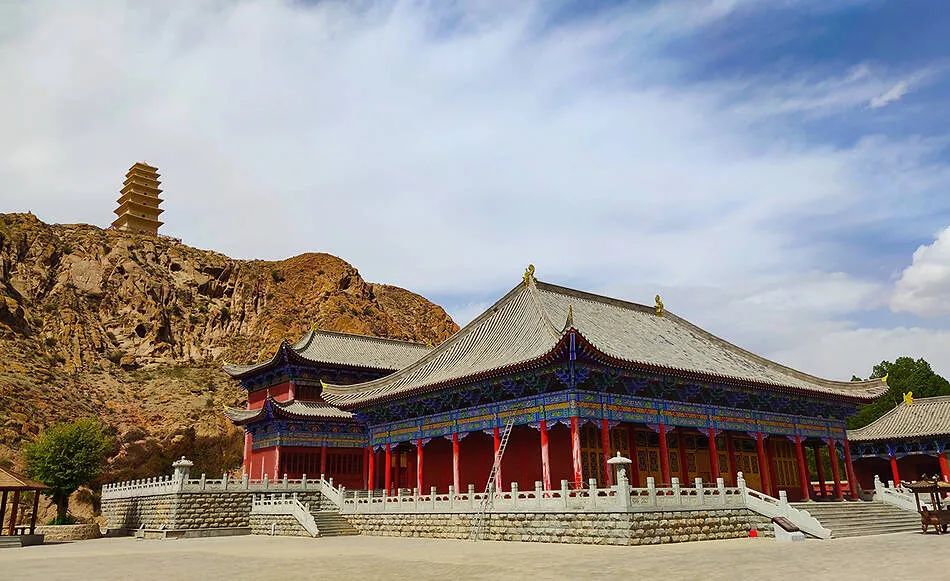 A scenic view of Jinchang Shengrongsi Ta