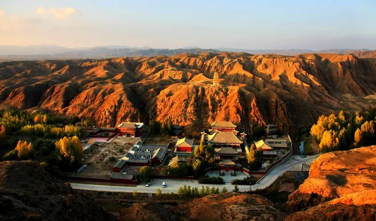 A scenic view of Jinchang Shengrongsi Ta
