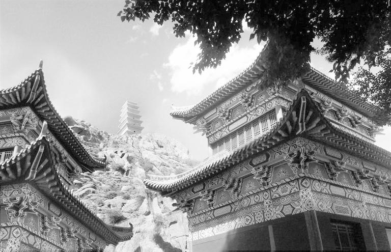 A scenic view of Jinchang Shengrongsi Ta