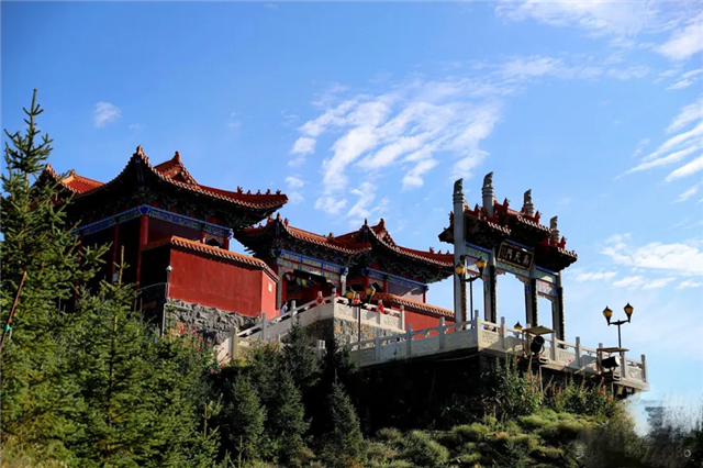 A scenic view of Jinchang Yongchang Beihaizi Ta