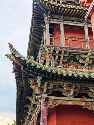 A scenic view of Jincheng Chongan Temple