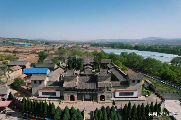 A scenic view of Jincheng Ji Shi Min Ju