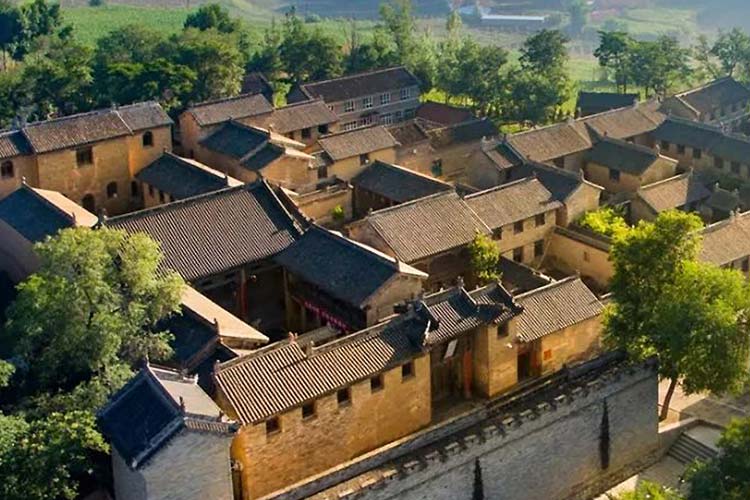 A scenic view of Jincheng Lianghu Yuxu Guan