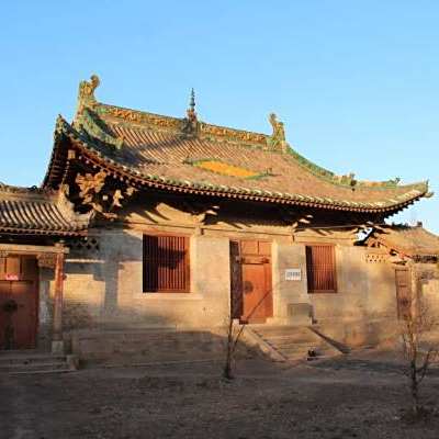 A scenic view of Jincheng Nan Bei Jixiang Temple