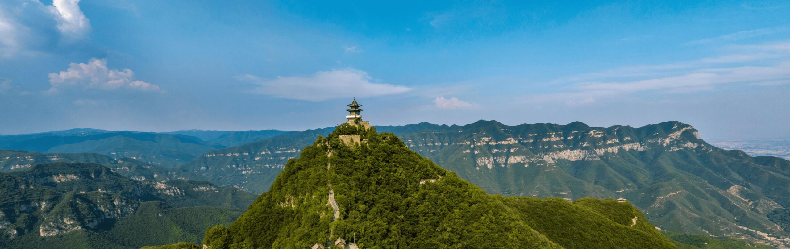 A scenic view of Jincheng Qingmeng Guan