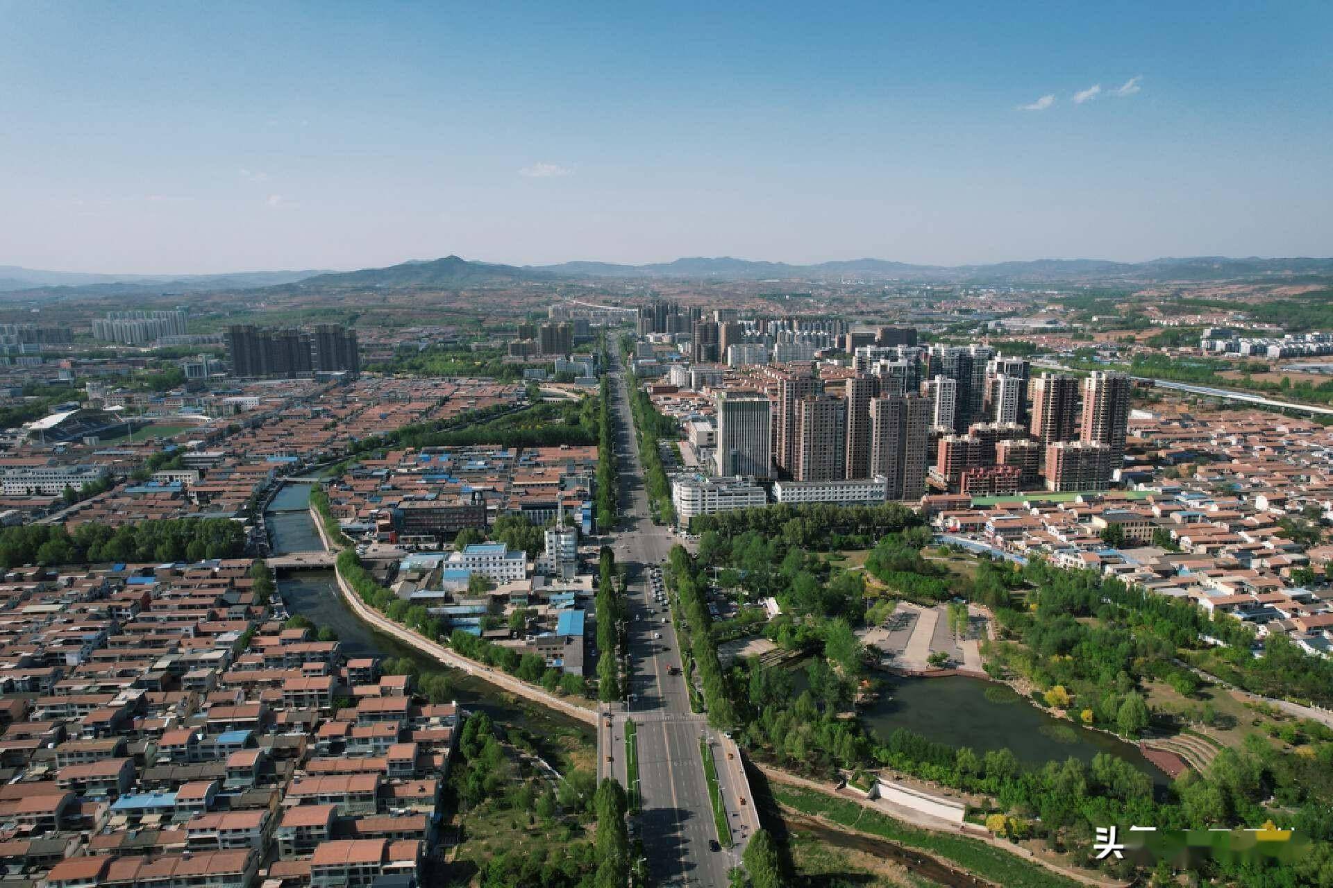 A scenic view of Jincheng Qingmeng Guan