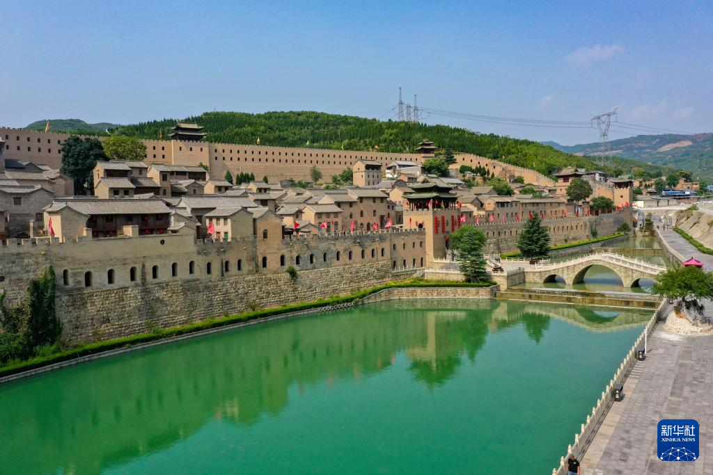 A scenic view of Jincheng Xiangyu Castle