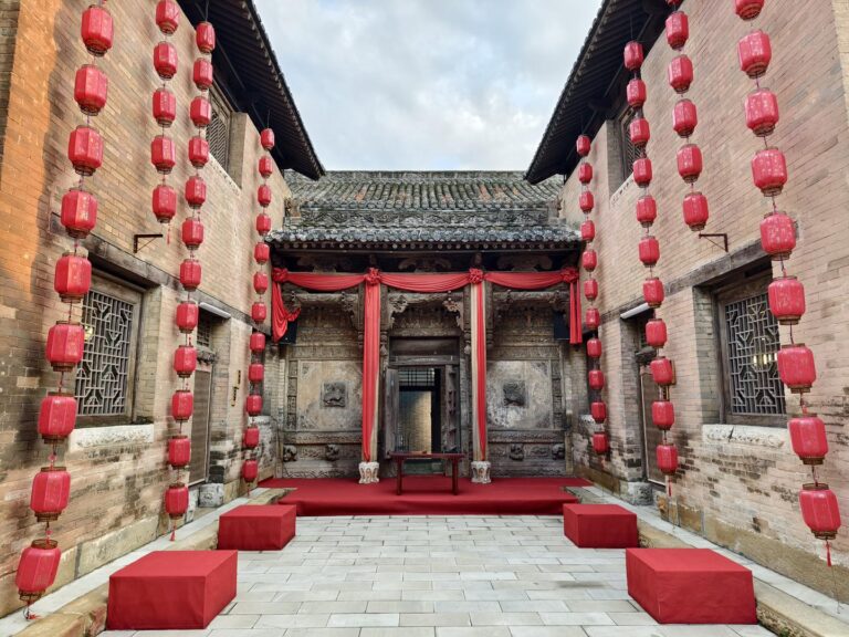 Top 5 Reasons to Visit Jincheng Xianweng Miao: A Must-See in Shanxi