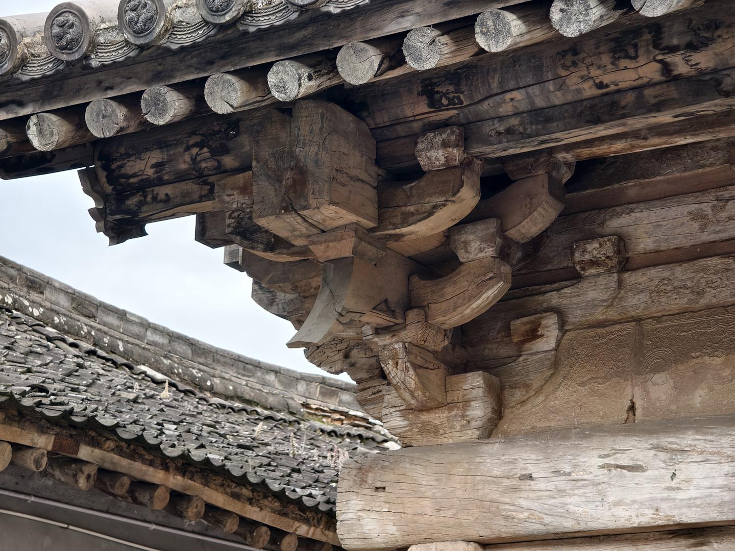 A scenic view of Jincheng Xianweng Miao