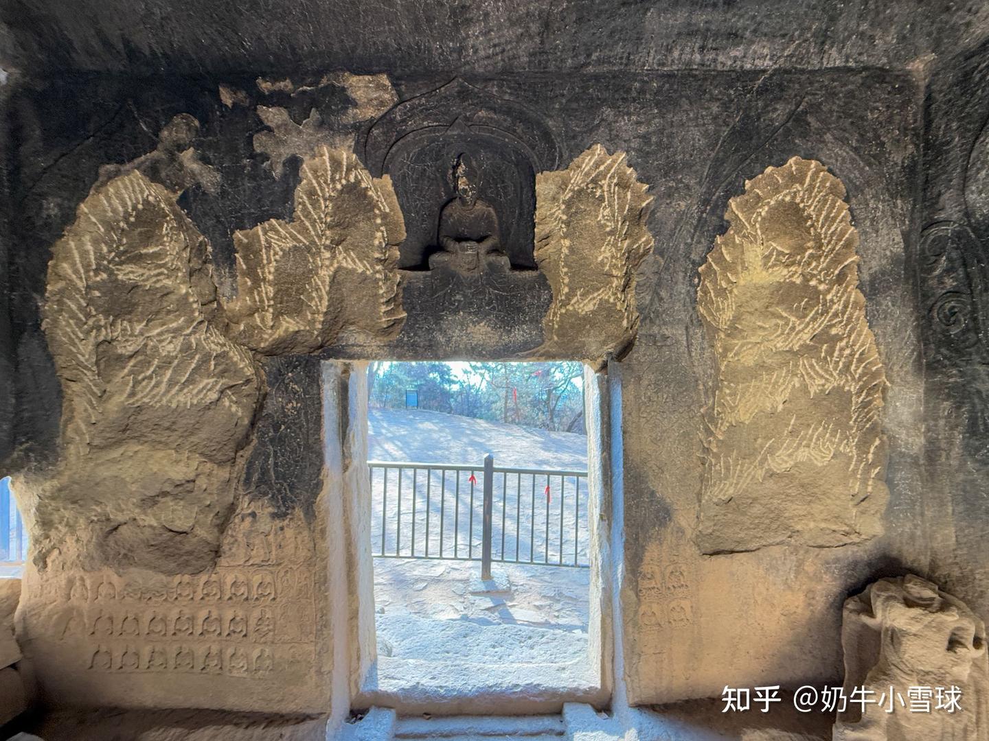 A scenic view of Jincheng Yangtou Shan Grottoes