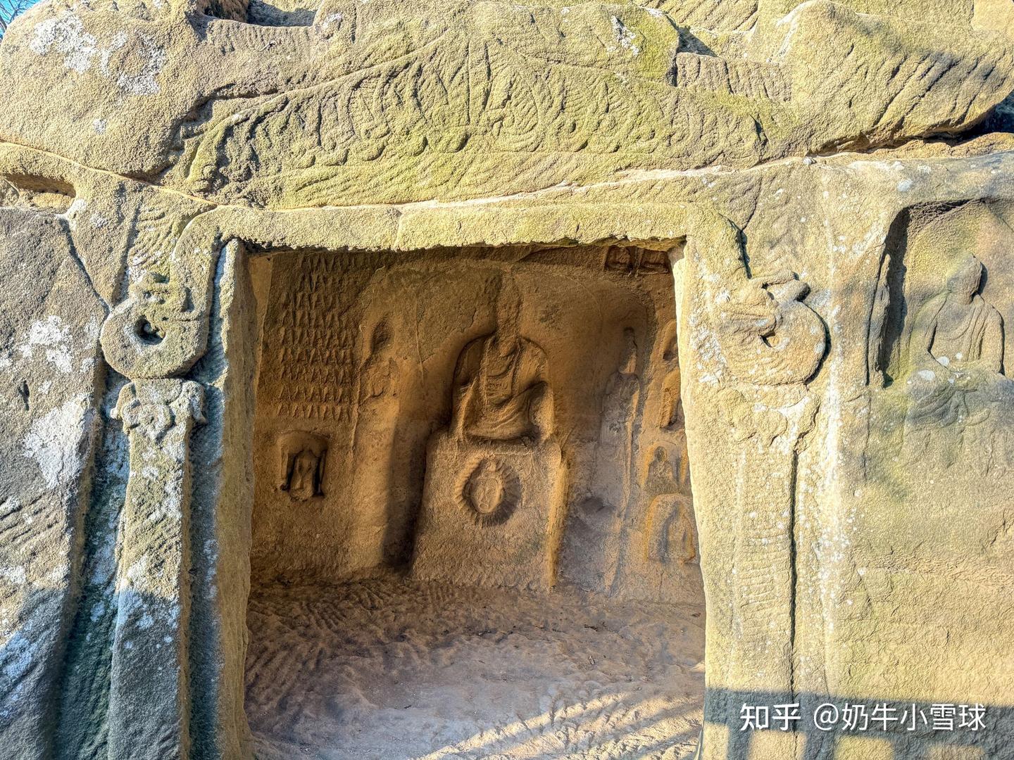 A scenic view of Jincheng Yangtou Shan Grottoes