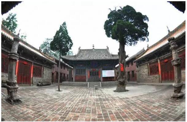 A scenic view of Jincheng Zezhou Chongshou Temple