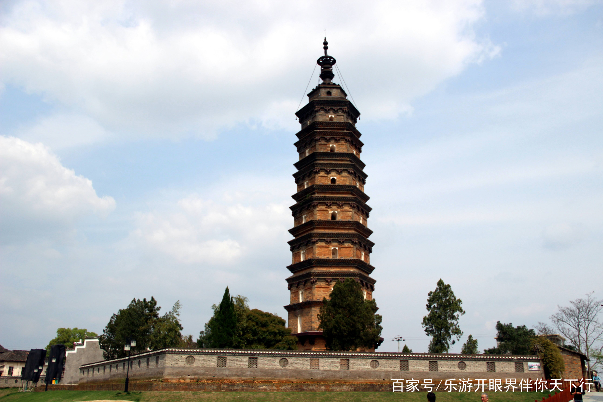 A scenic view of Jingdezhen Fuliang Hongta