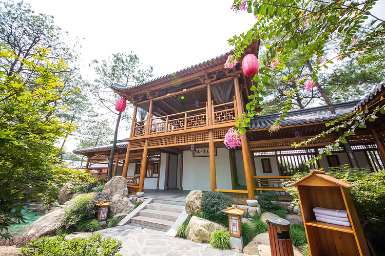 A scenic view of Jinhua Chenwangdao Guju