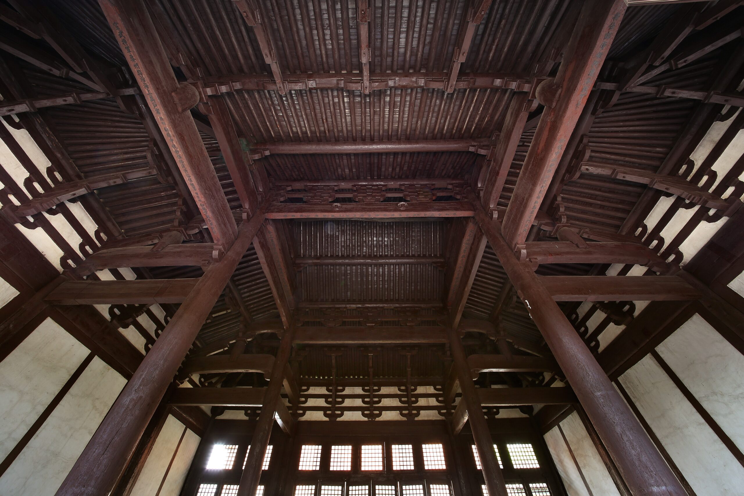 A scenic view of Jinhua Tianningsi Dadian