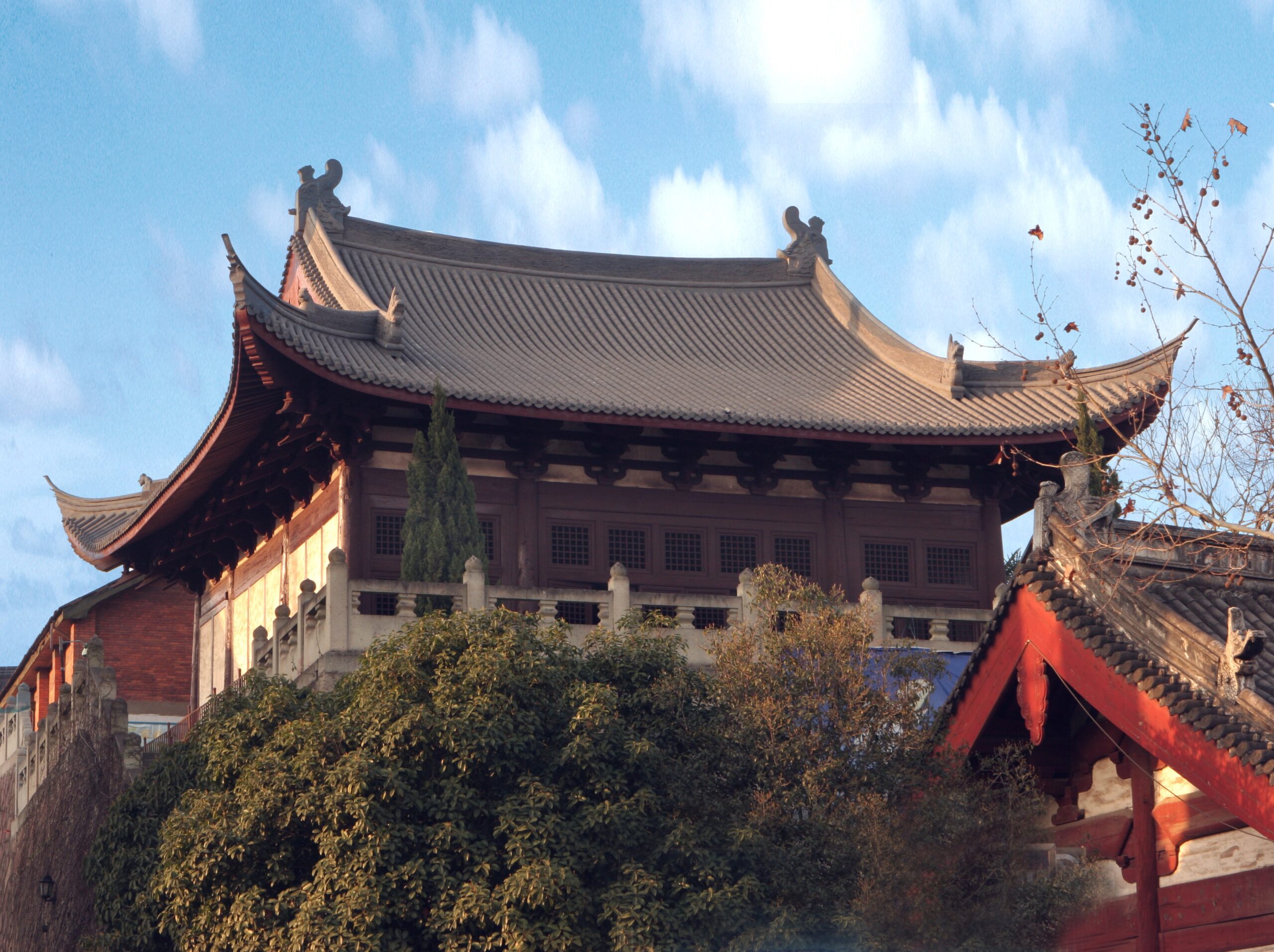 A scenic view of Jinhua Tianningsi Dadian