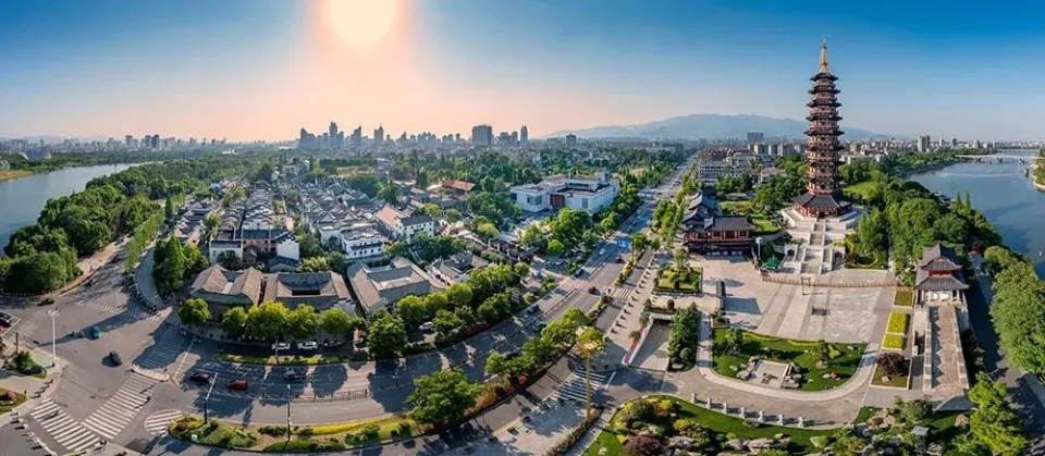 A scenic view of Jinhua Yuqingtang