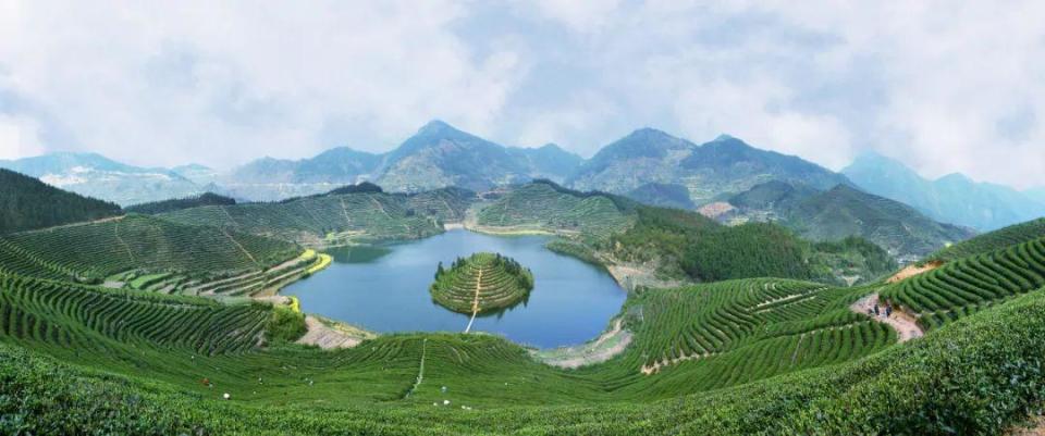 A scenic view of Jinhua Yushan Guchachang
