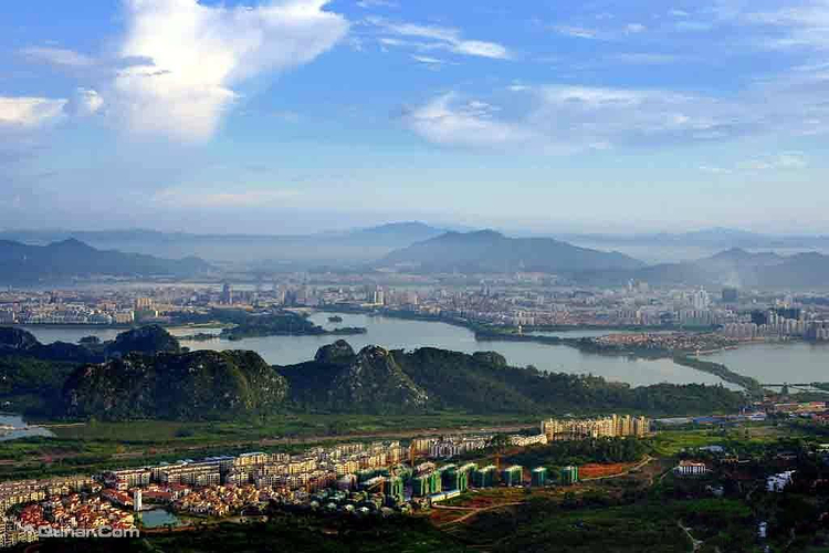 A scenic view of Jinhua Yushan Guchachang
