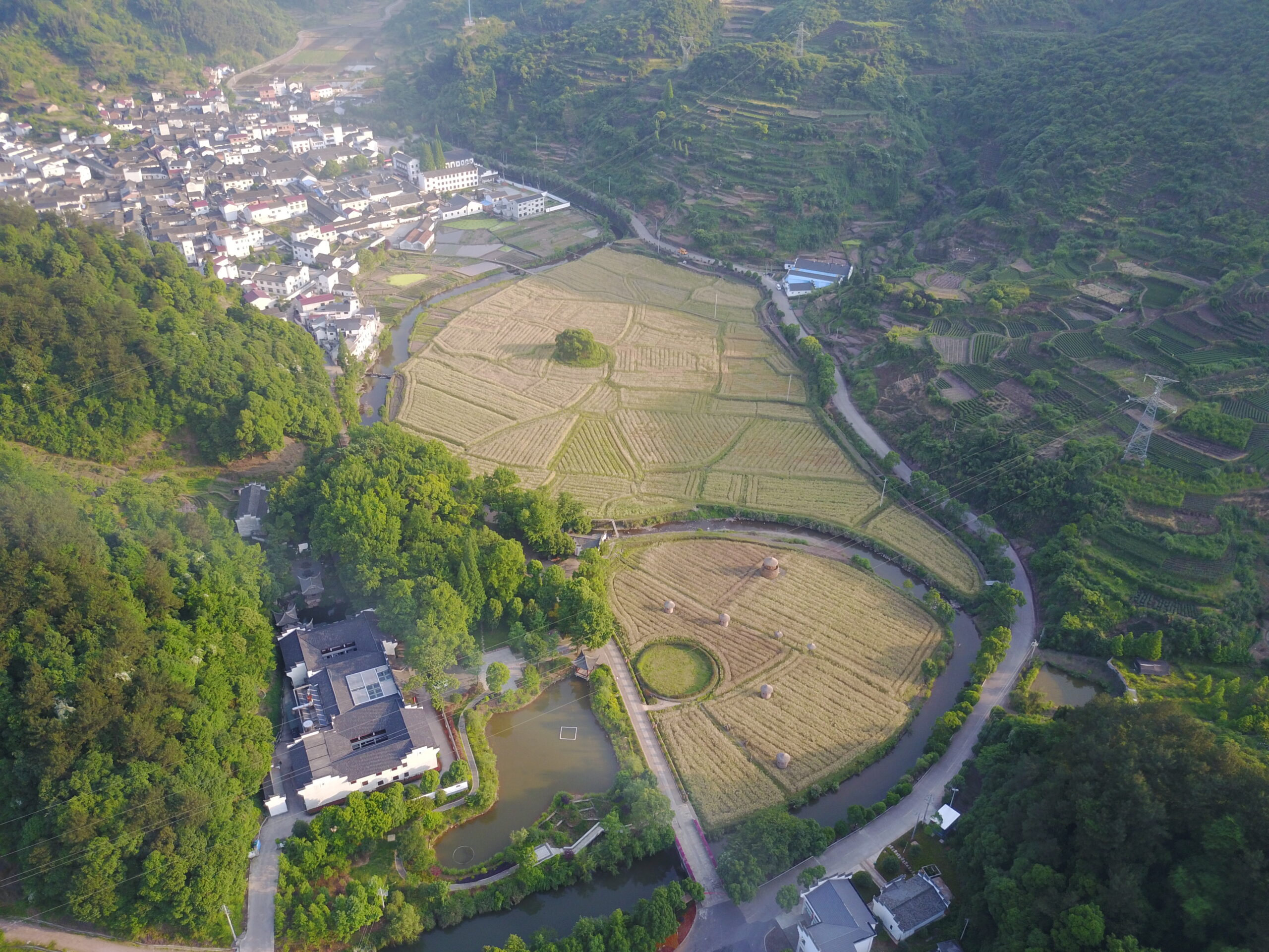 A scenic view of Jinhua Yuyuancun Gu Jianzhuqun