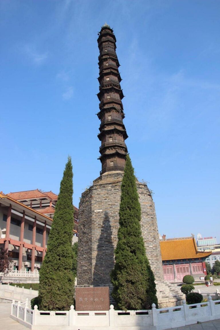 Discover the Hidden Gem: Jining Chongjue Si Tieta and Its Rich History