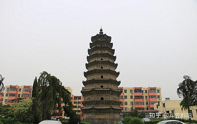 A scenic view of Jining Chongxing Ta