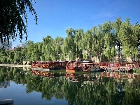 A scenic view of Jining Dongda Si