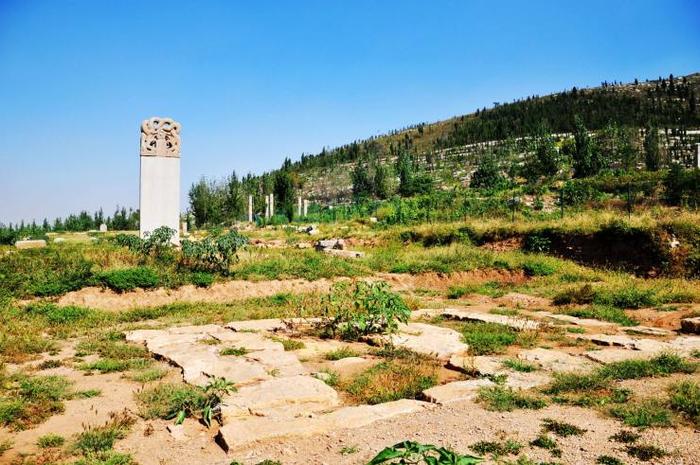 A scenic view of Jining Fushan Xihuang Miao Yizhi