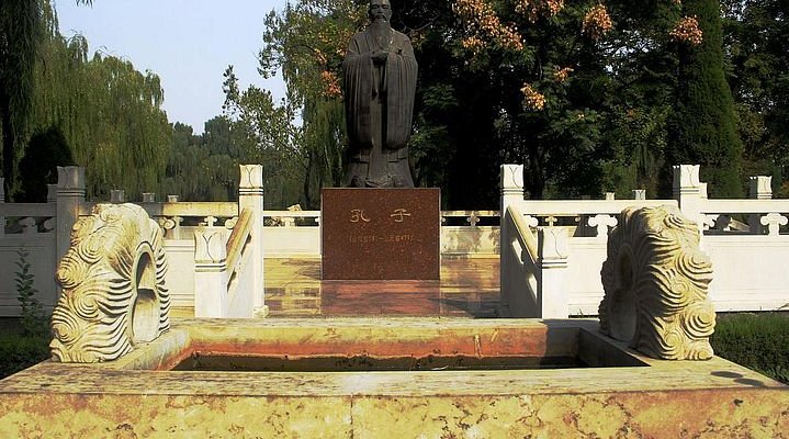 A scenic view of Jining Qingshan Si
