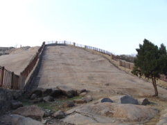 A scenic view of Jining Tieshan Gangshan Moya Shike