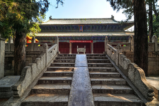 A scenic view of Jining Zengmiao
